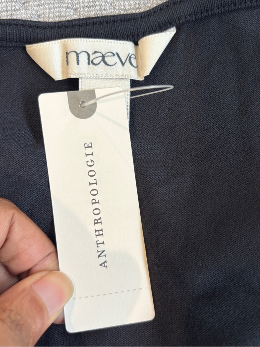 Maeve Long-Sleeve Scoop-Neck Ruched Top - Picture 5 of 6